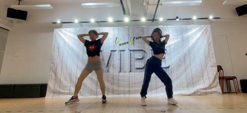 成人超酷大摆件视频