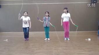 成人跳绳节目视频,挑战极限，舞动青春风采