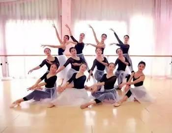 牛场成人舞蹈视频教学,轻松入门，舞动人生